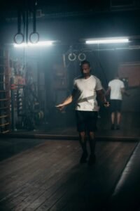 workout mistakes for beginners at gym skipping warm-up